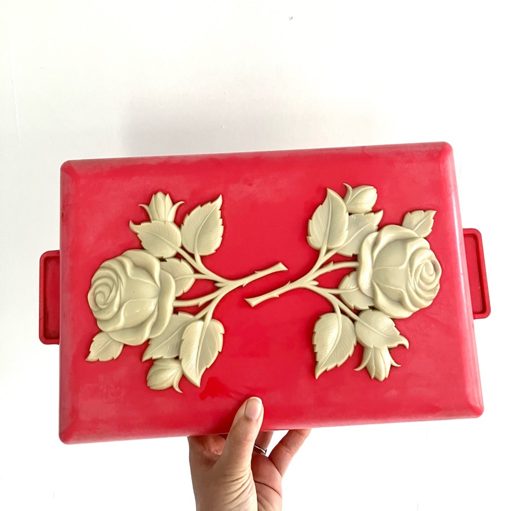 Vintage 50’s pink & cream roses dish tray container decor box
